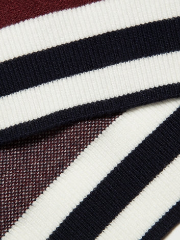 타이트한 스포티 캐주얼 더블 지퍼 탑