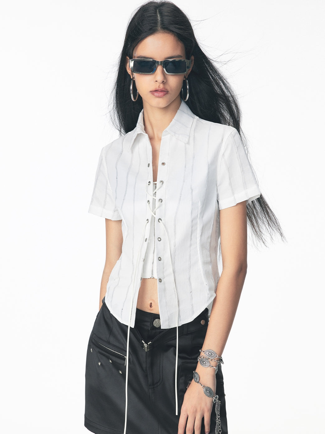 Stripe Lace-Up Short Slim Shirt