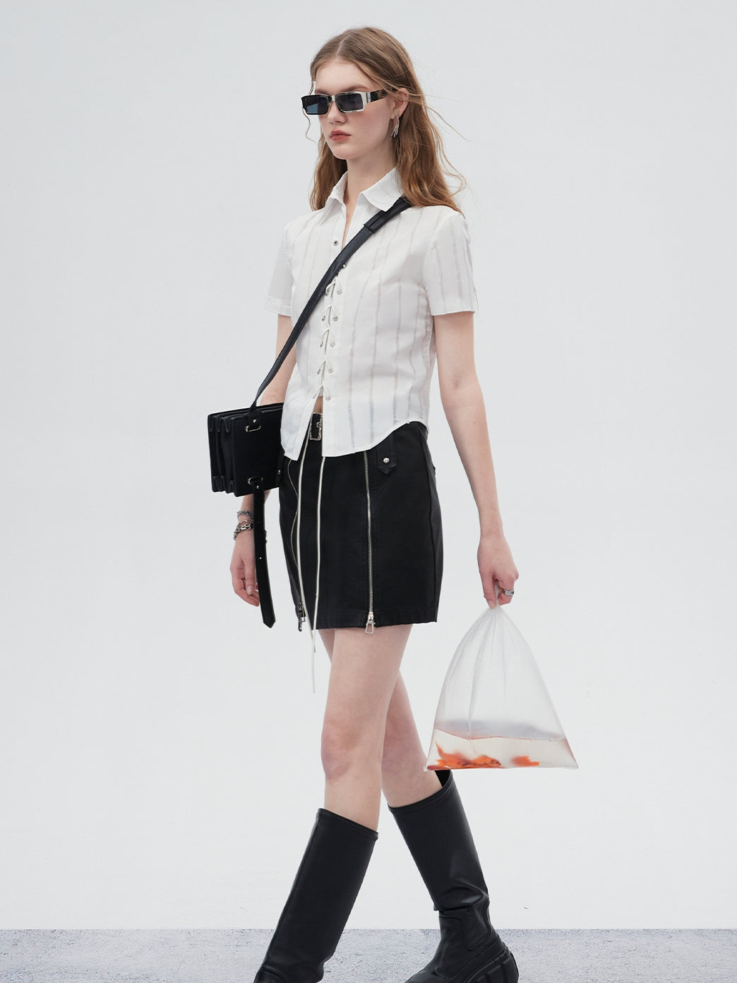 Stripe Lace-Up Short Slim Shirt