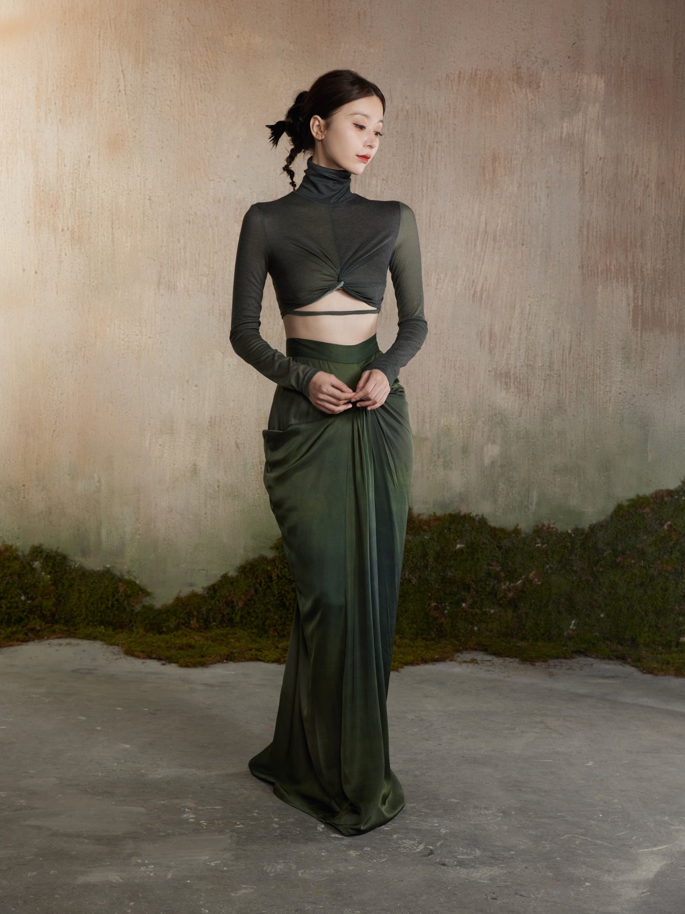 Drape Elegant Smooth Plain Long-Skirt