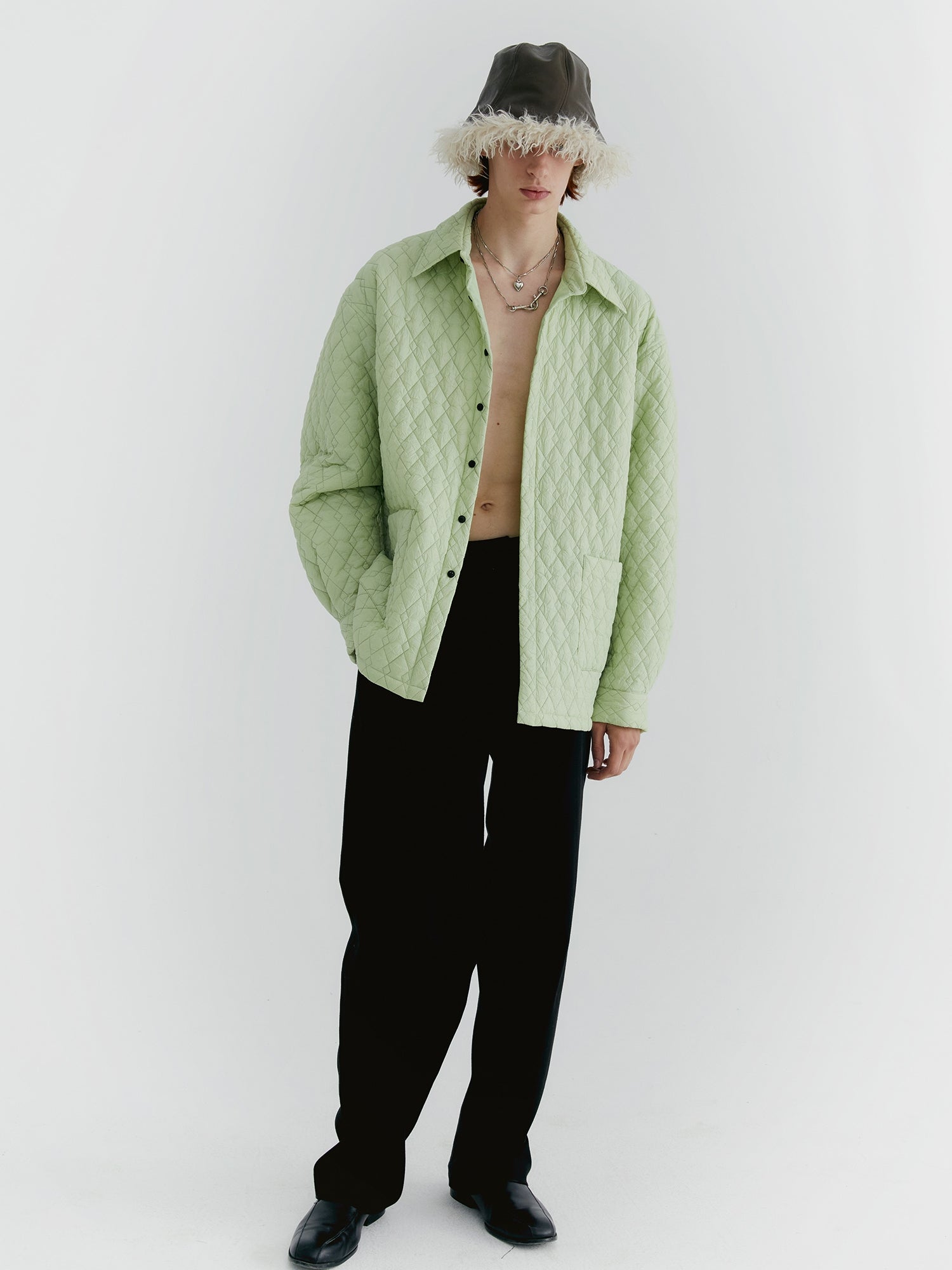 유엔 퀼팅 오버 사이즈 일반 재킷