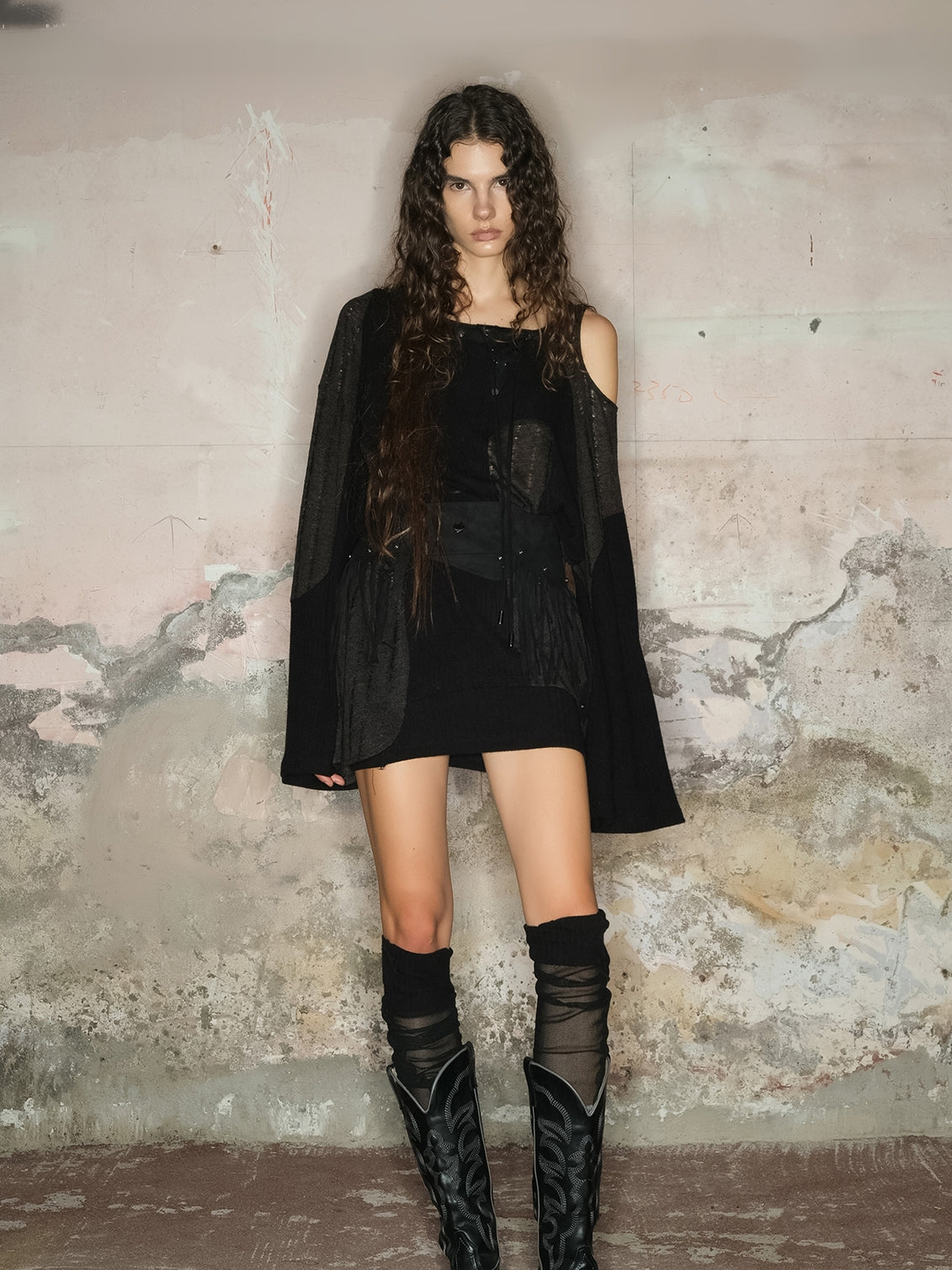 느슨한 얇은 비대칭 니치 술 열린 숄더 롱 탑 & 벨트