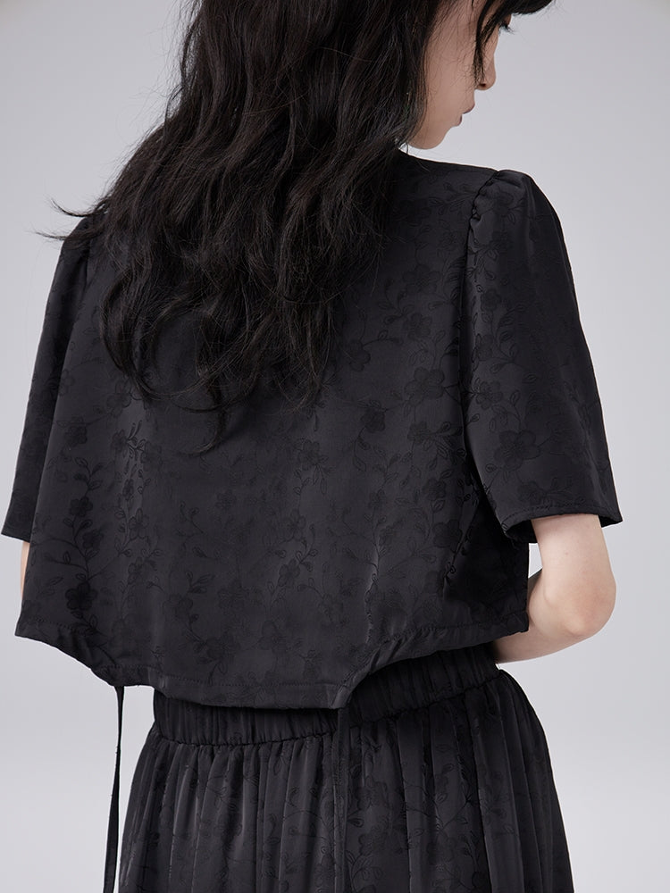 Blouse et fleur de la jupe longue configuration classique