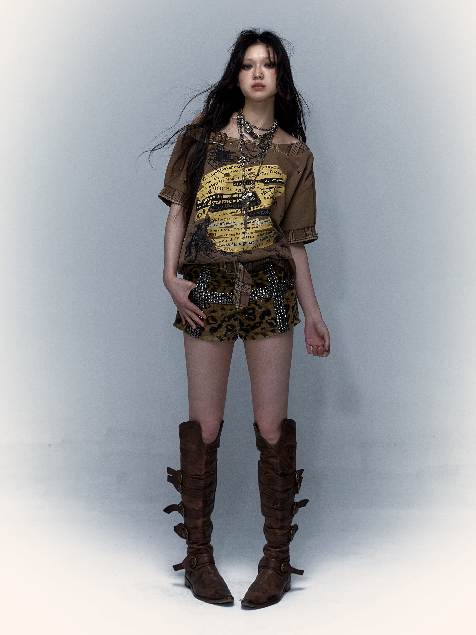 Stamping Rivets Leopard Print Hot Pants