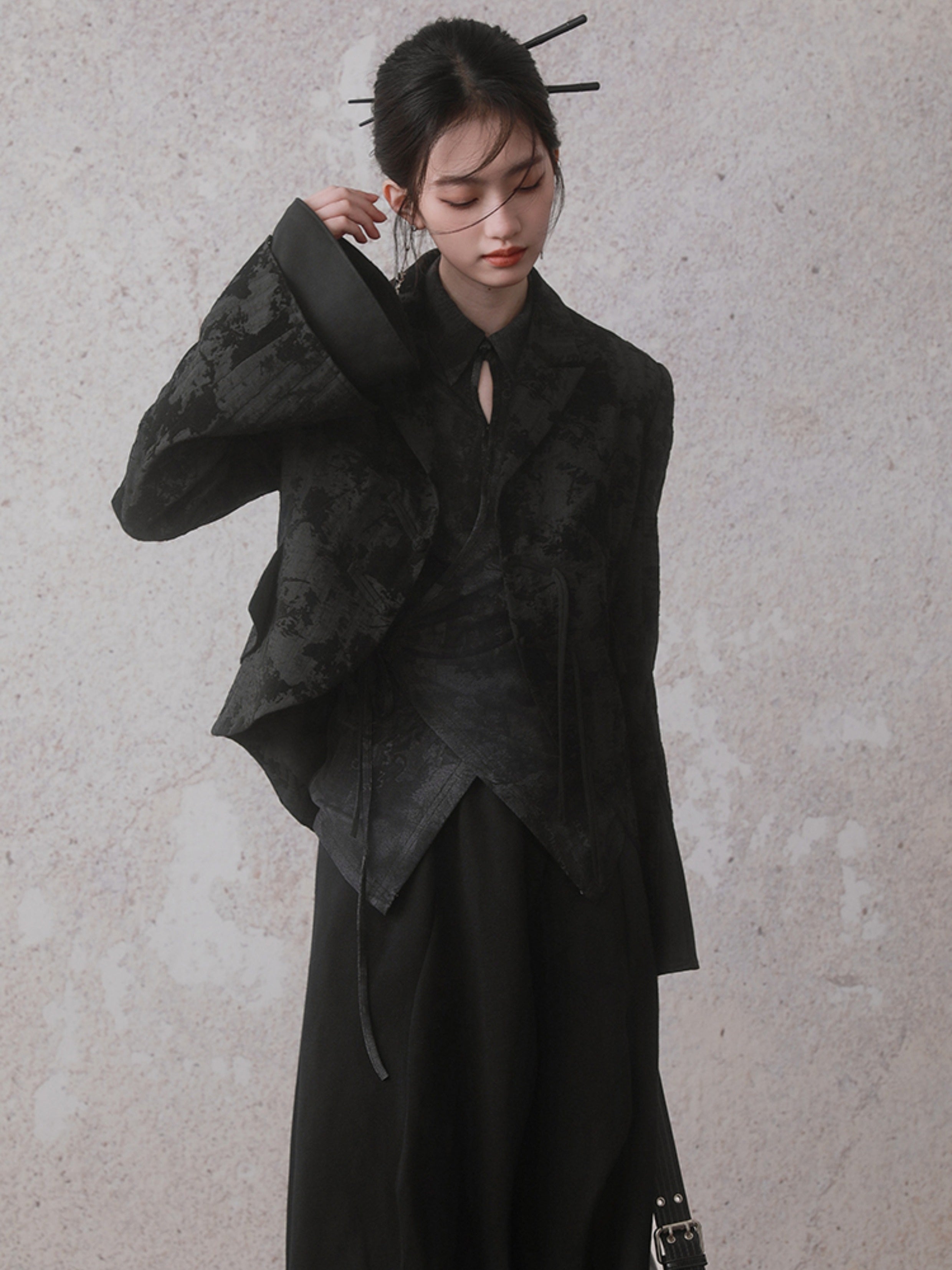 중국 스타일의 기울어 라팔 탑