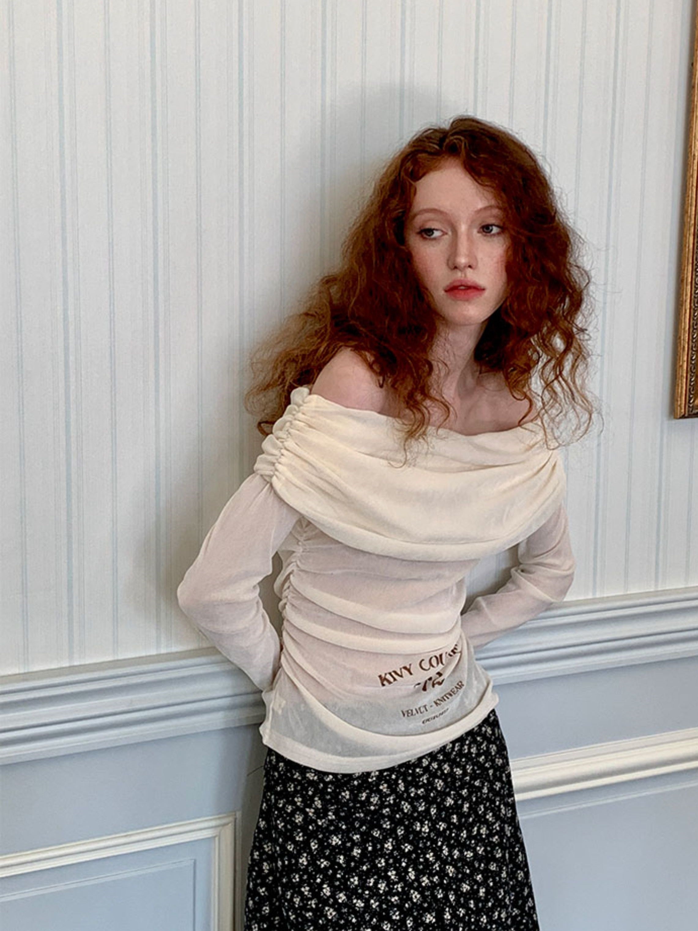 원라인 칼라 벨벳 프린트 스트레치 보텀 셔츠