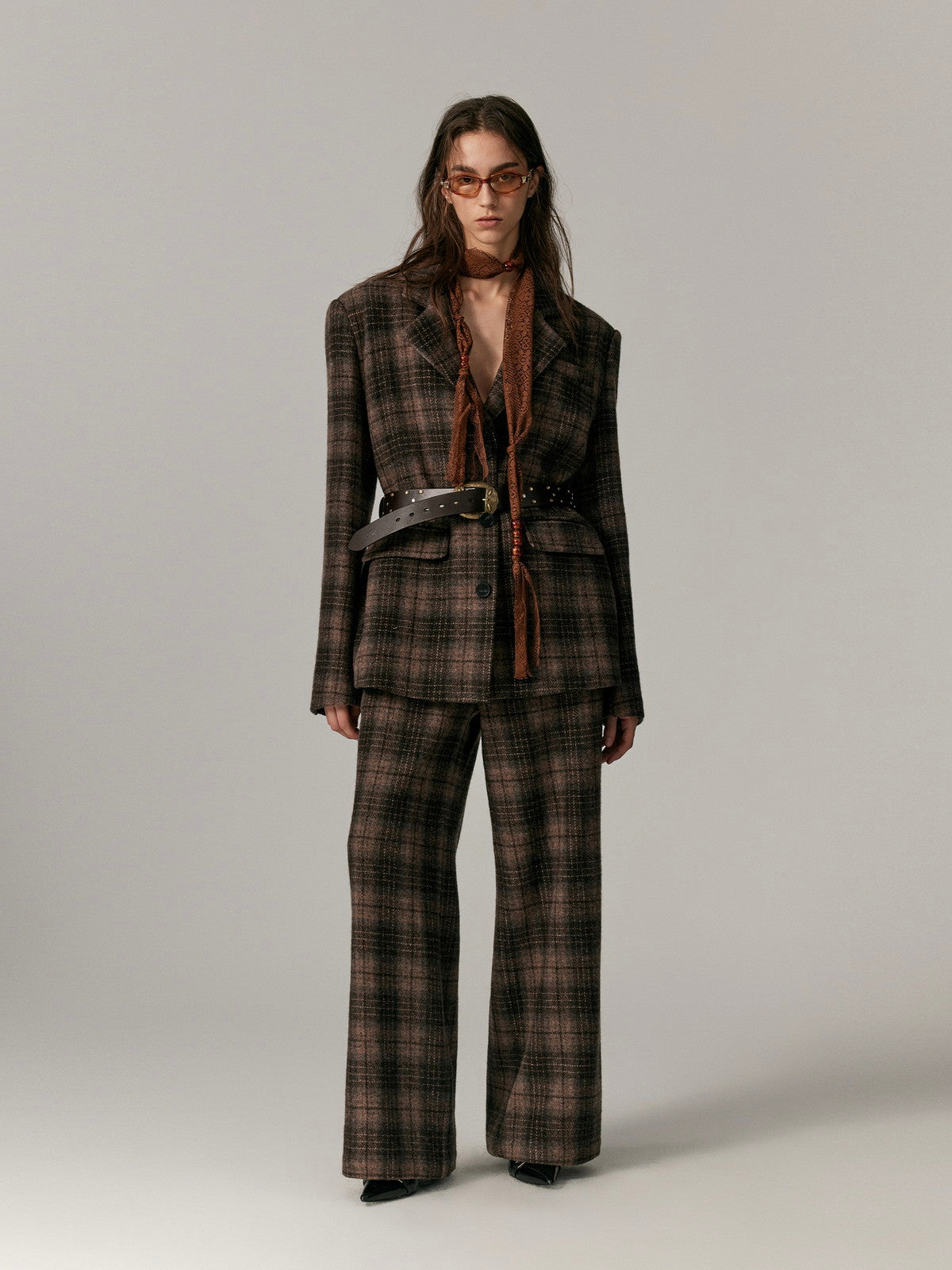 복고풍 대형 캐주얼 재킷을 확인했습니다