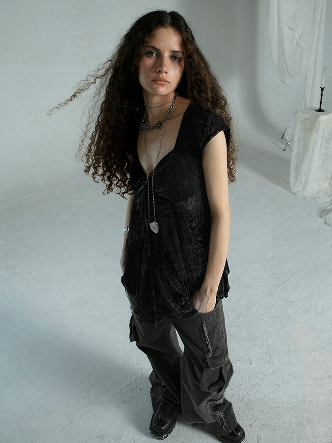 Pentagon Neck Flocking Mesh Dark Pleated Puff Sleeve Shirt