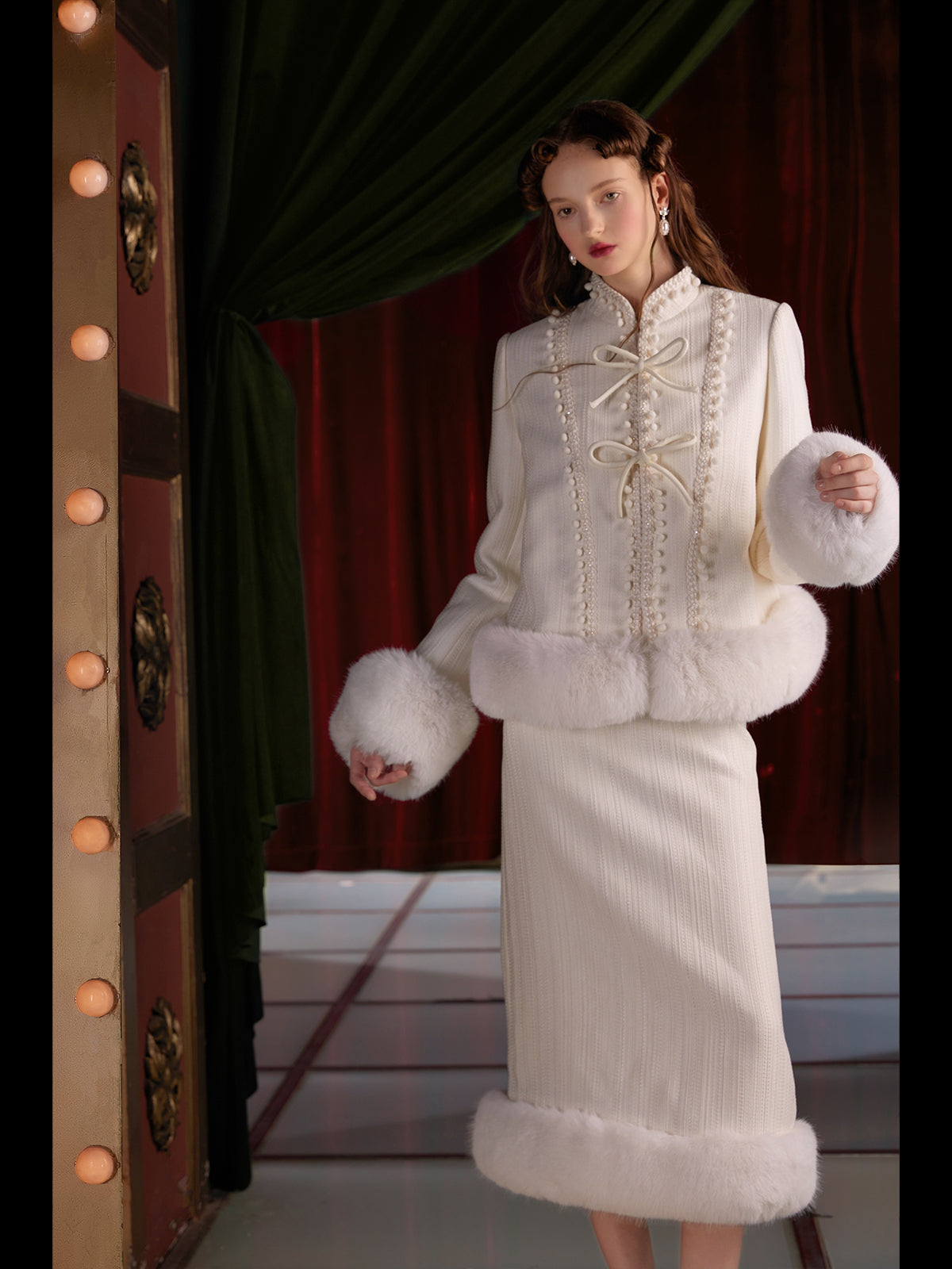 Lace Stitching Fur Mao-Collar Jacket & Skirt