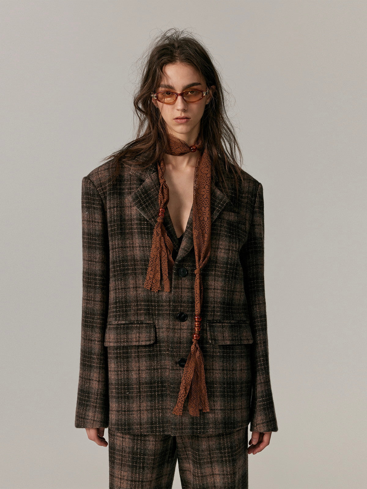 복고풍 대형 캐주얼 재킷을 확인했습니다