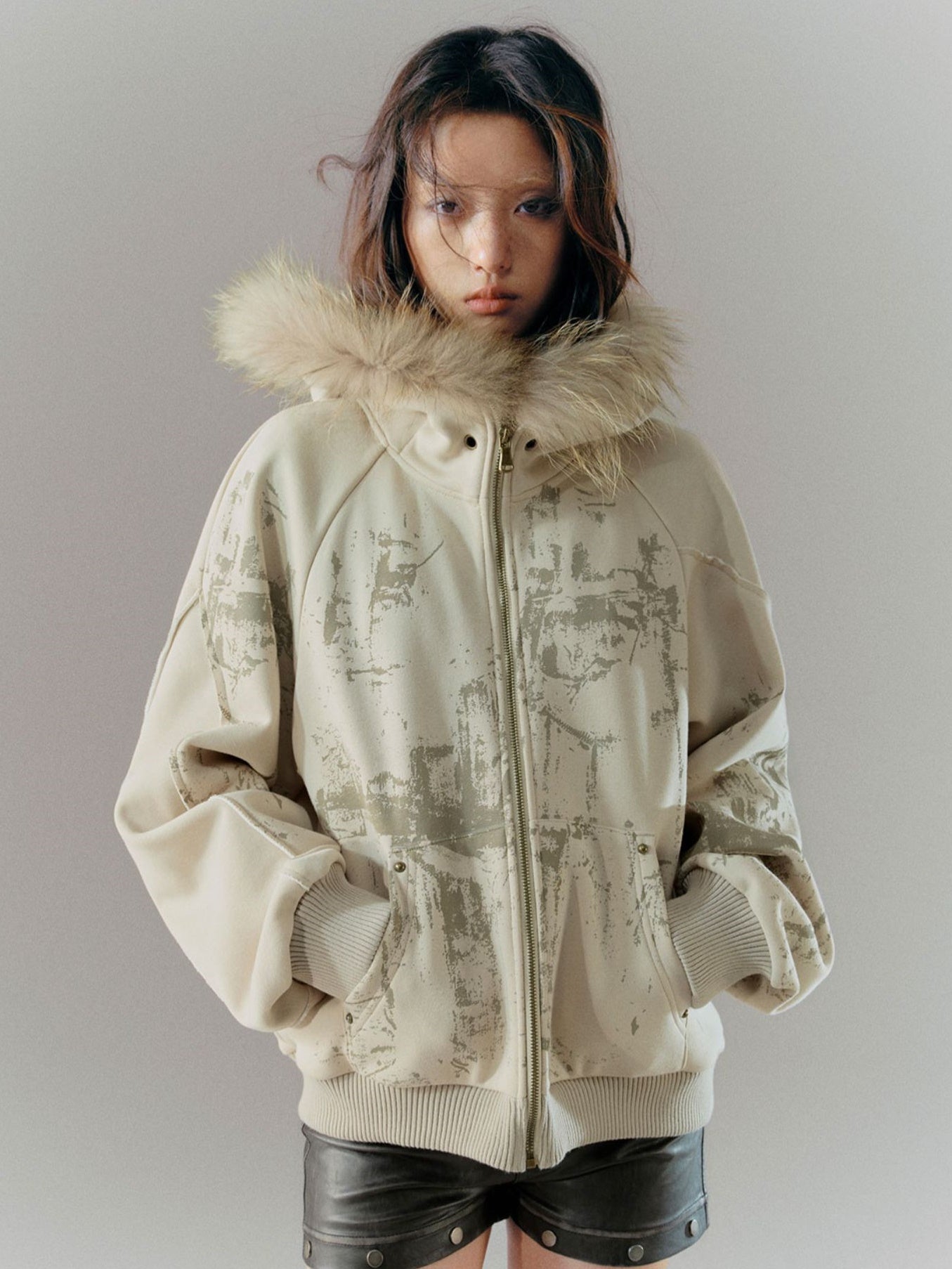 Loose Mottled Graffiti Fur Stitch Hooded Sweat Jacket