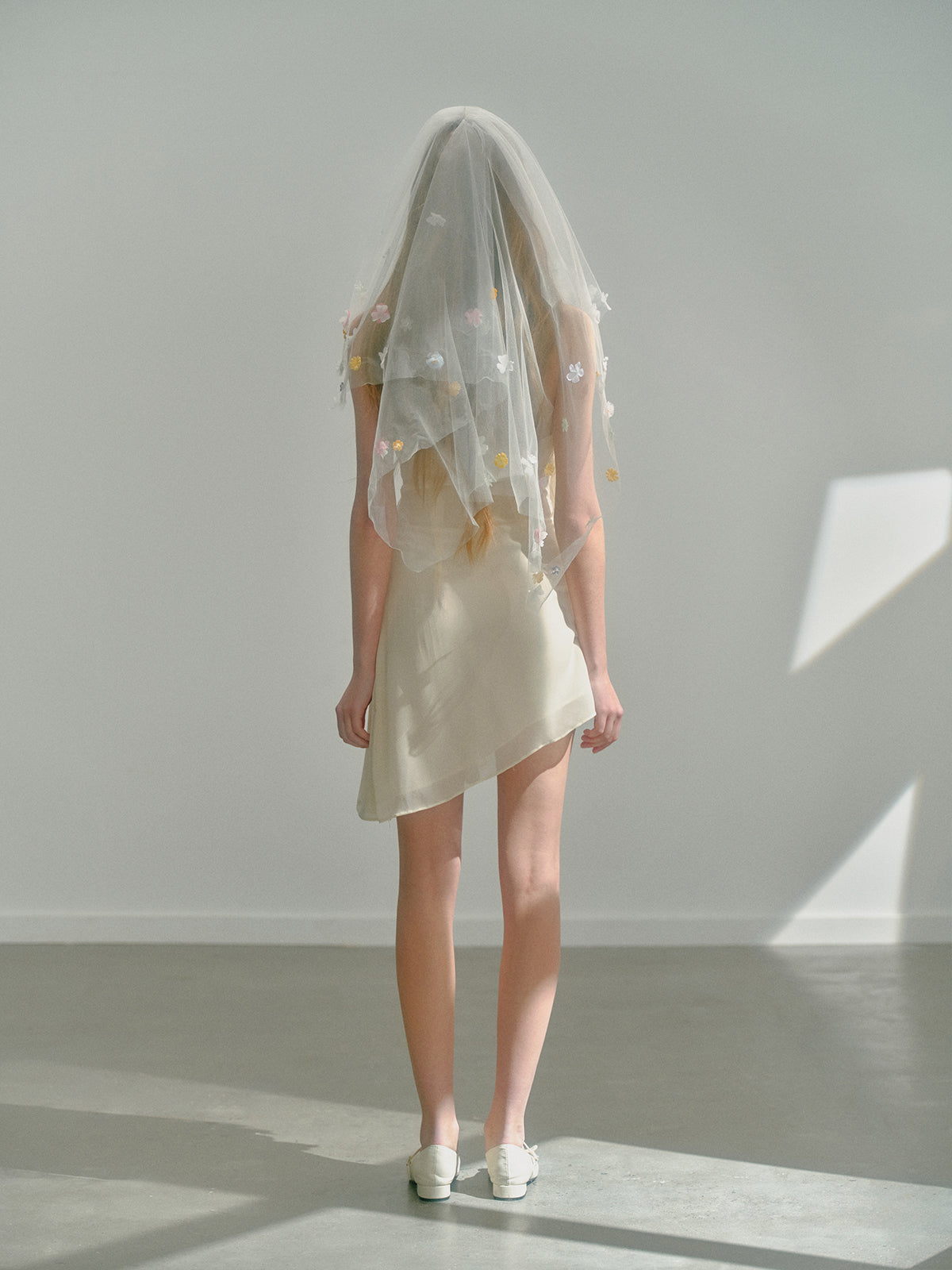 Ribbon Irregular Diagonal Lace Halterneck Chiffon Dress