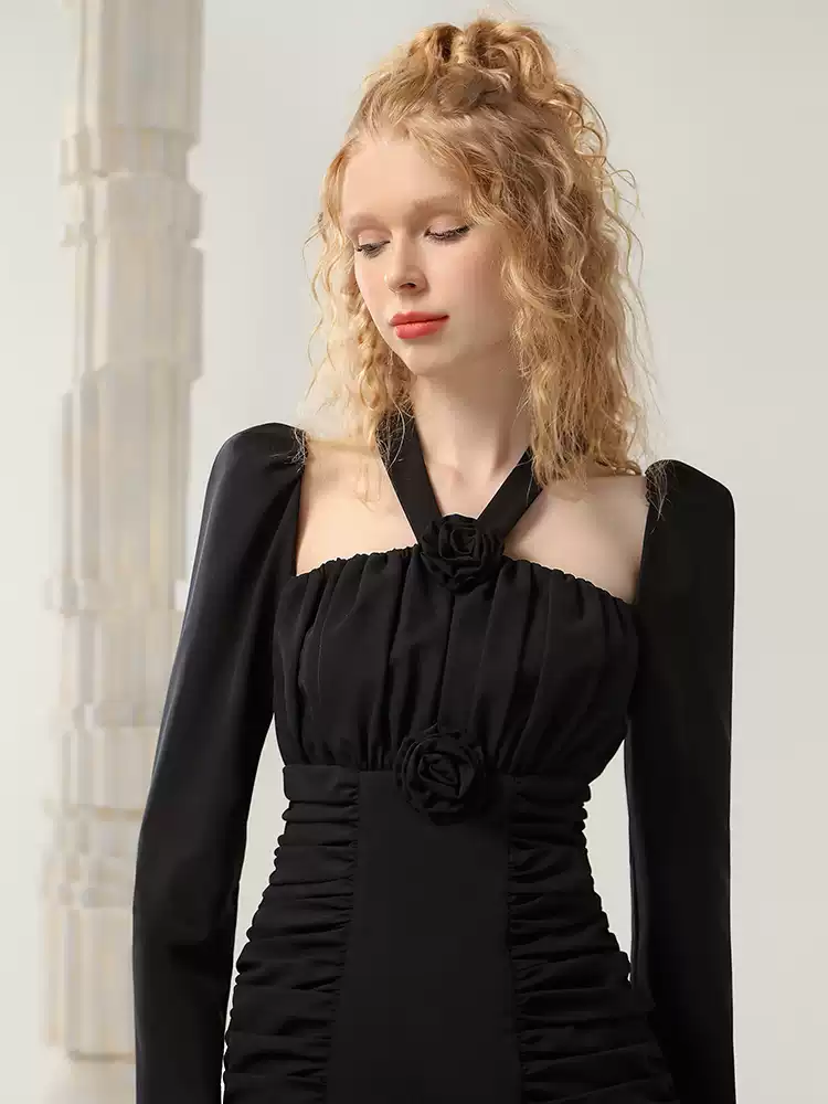 Halter-Neck Short Simple Long-Sleeve Dress