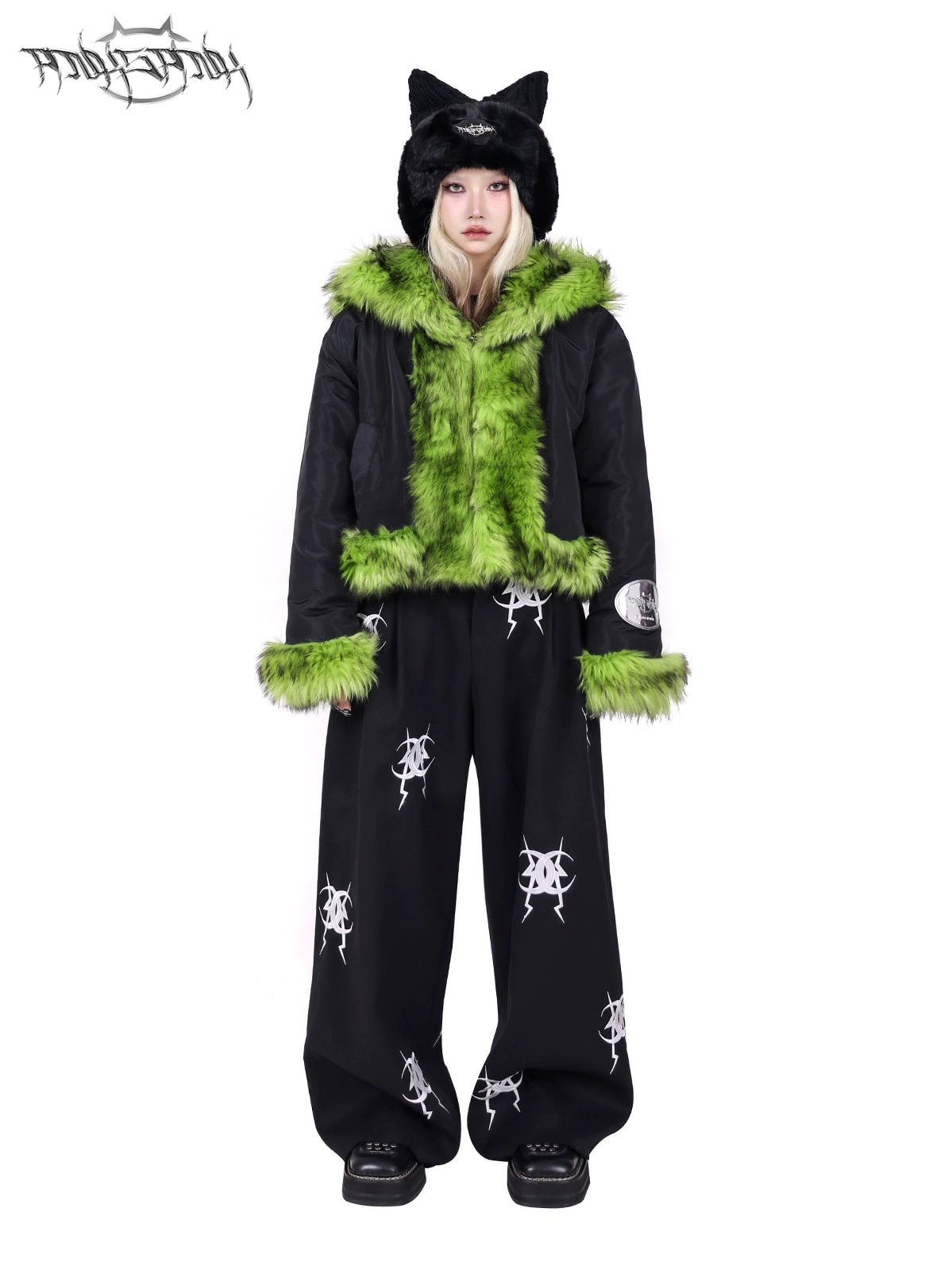 Reversible Furm Hooded Short Jacke