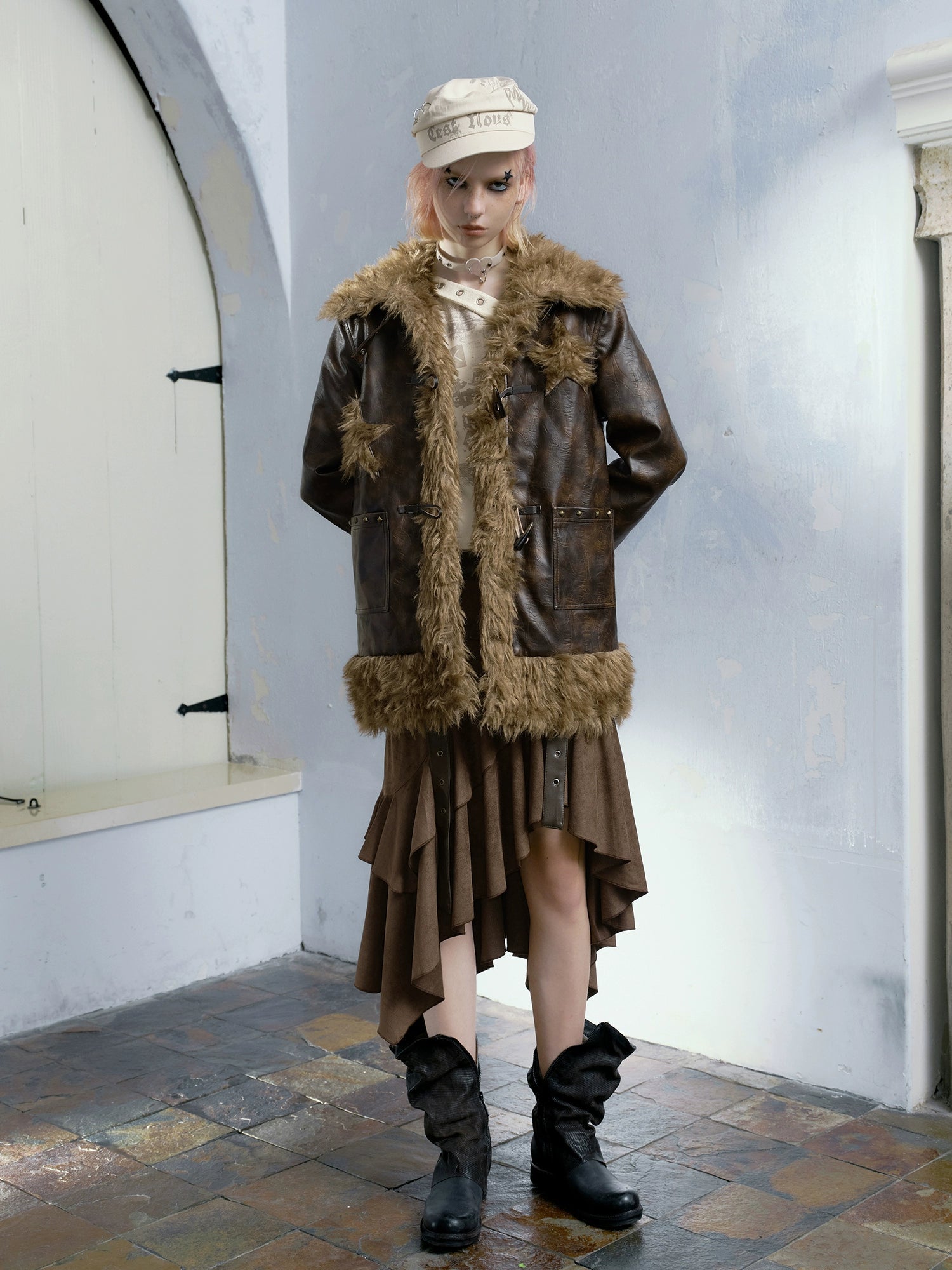 Loose Fur Stitch Leather Half Jacket