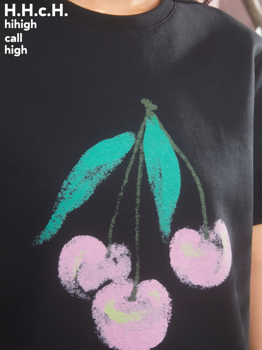 Cherry Print Loose Round Neck T-shirt