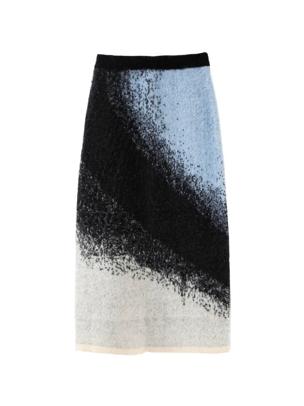 Gradient Color Sweater & Knitted Long Skirt