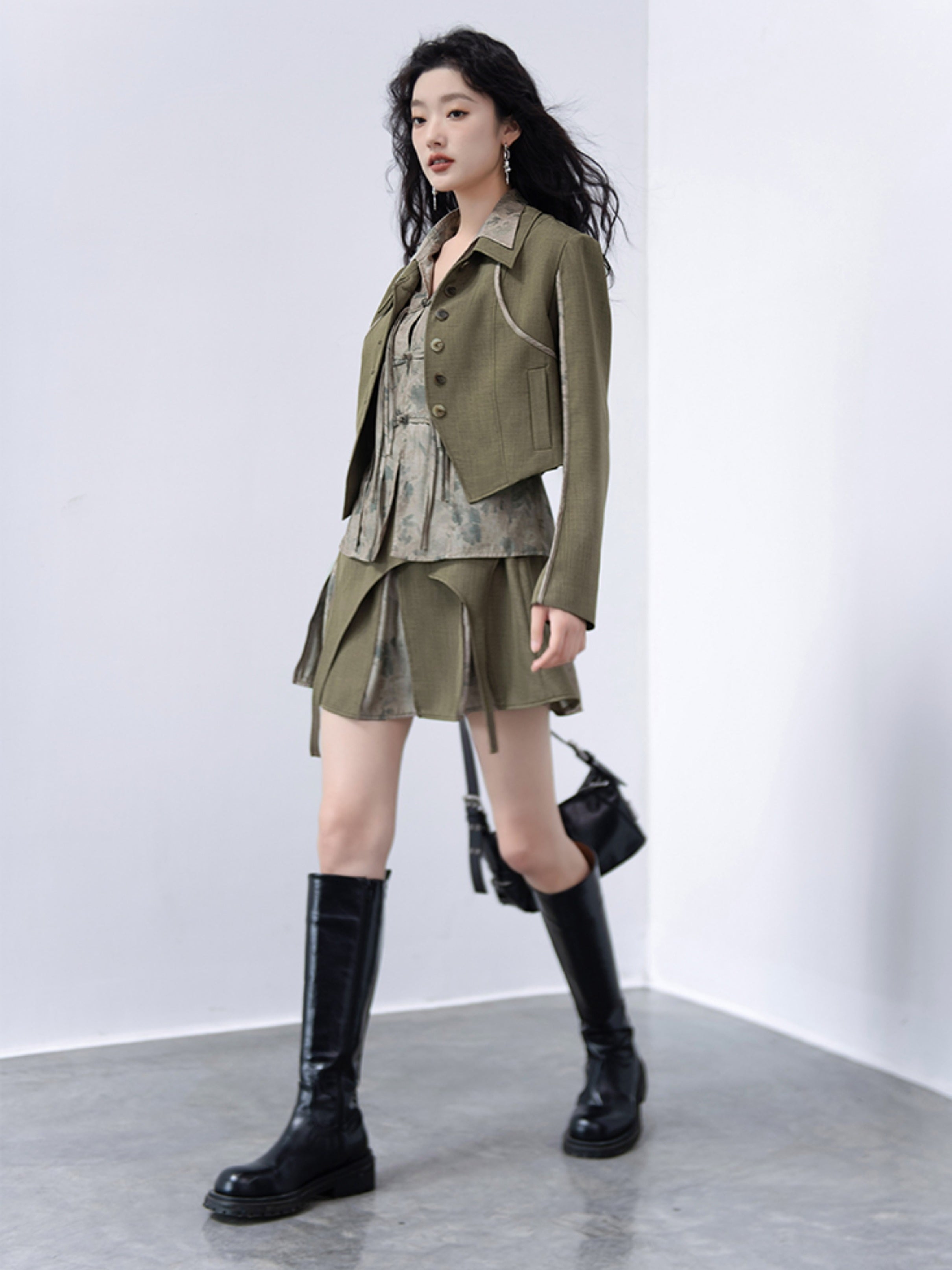 Deconstructed Retro College Style Jacket & Design Pleated Skirt