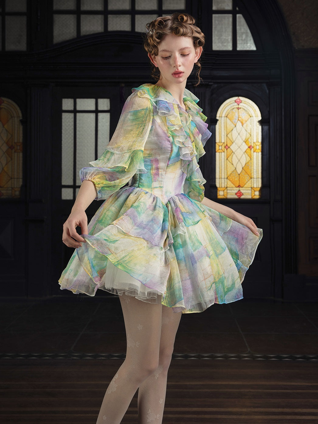 V-neck Frill Short Dress & Pannier