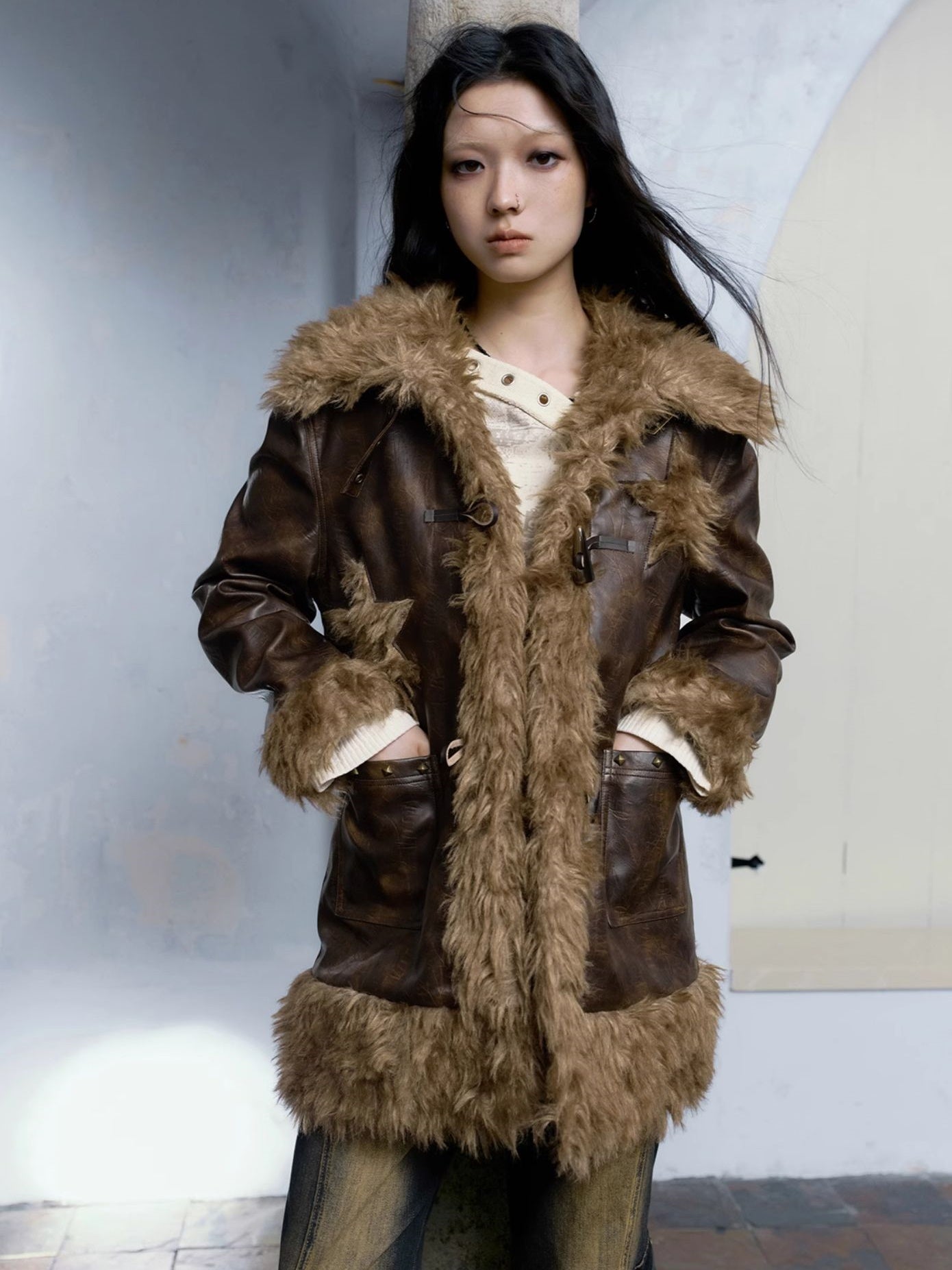 Loose Fur Stitch Leather Half Jacket