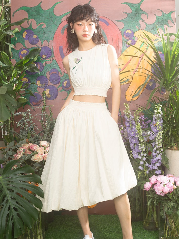 Tulip Embroidery Curved Hem Vest & Bud Skirt