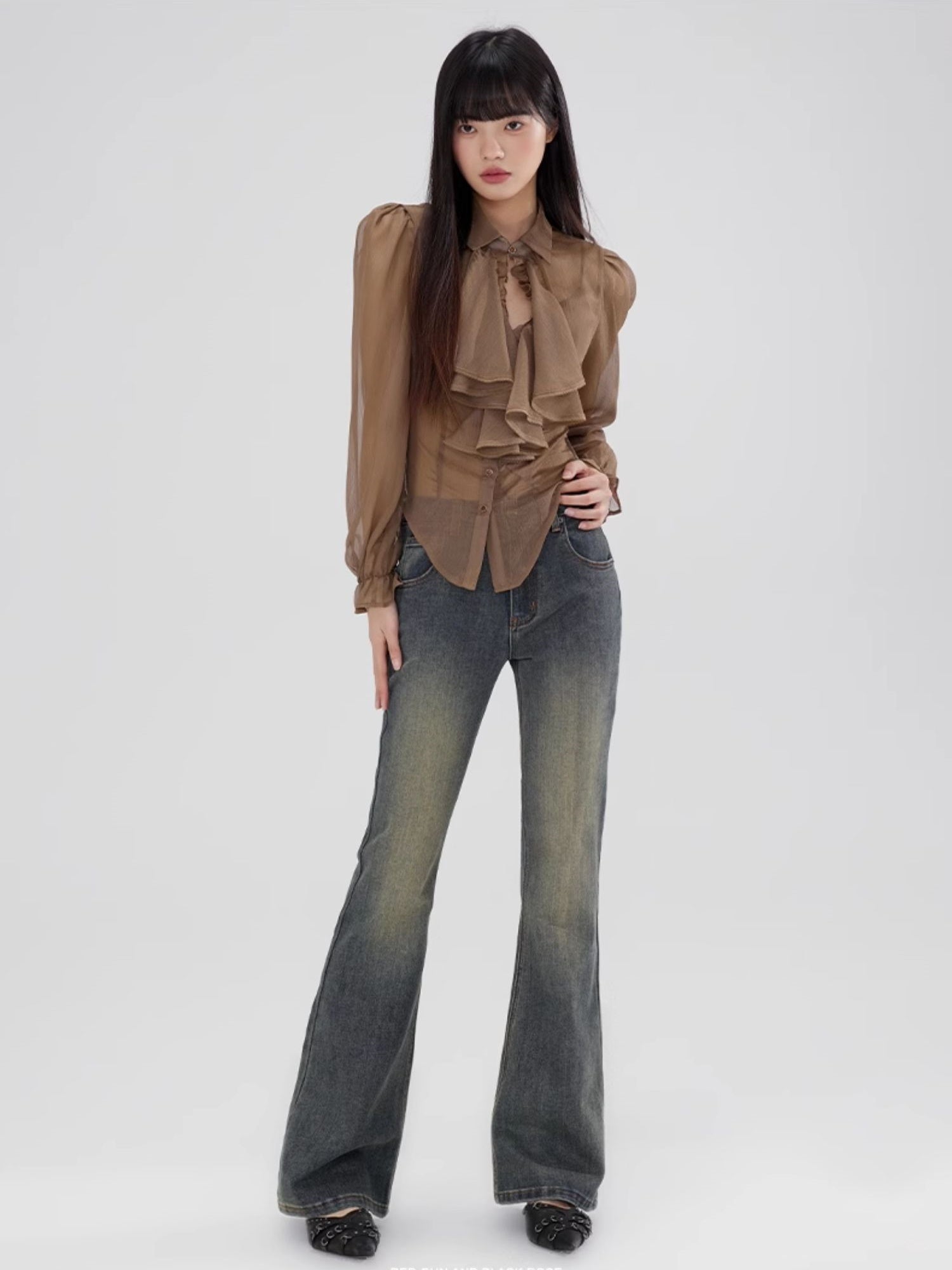 Heavy-duty Washed Micro-flare Gradient Jeans