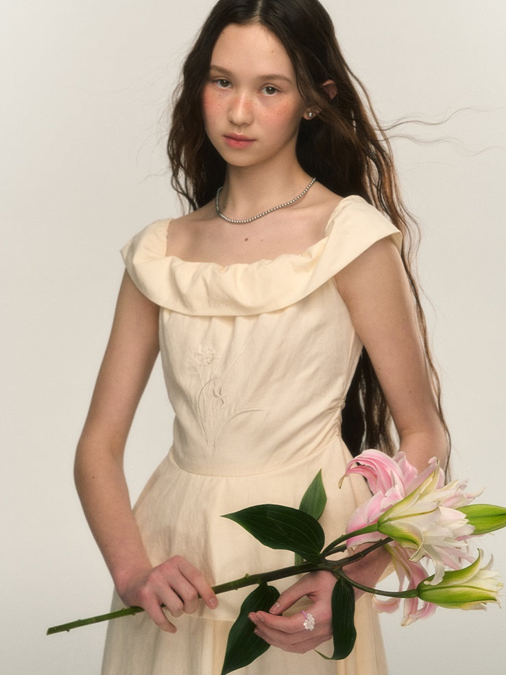 One-shoulder Embroidery Peplum Design One-piece