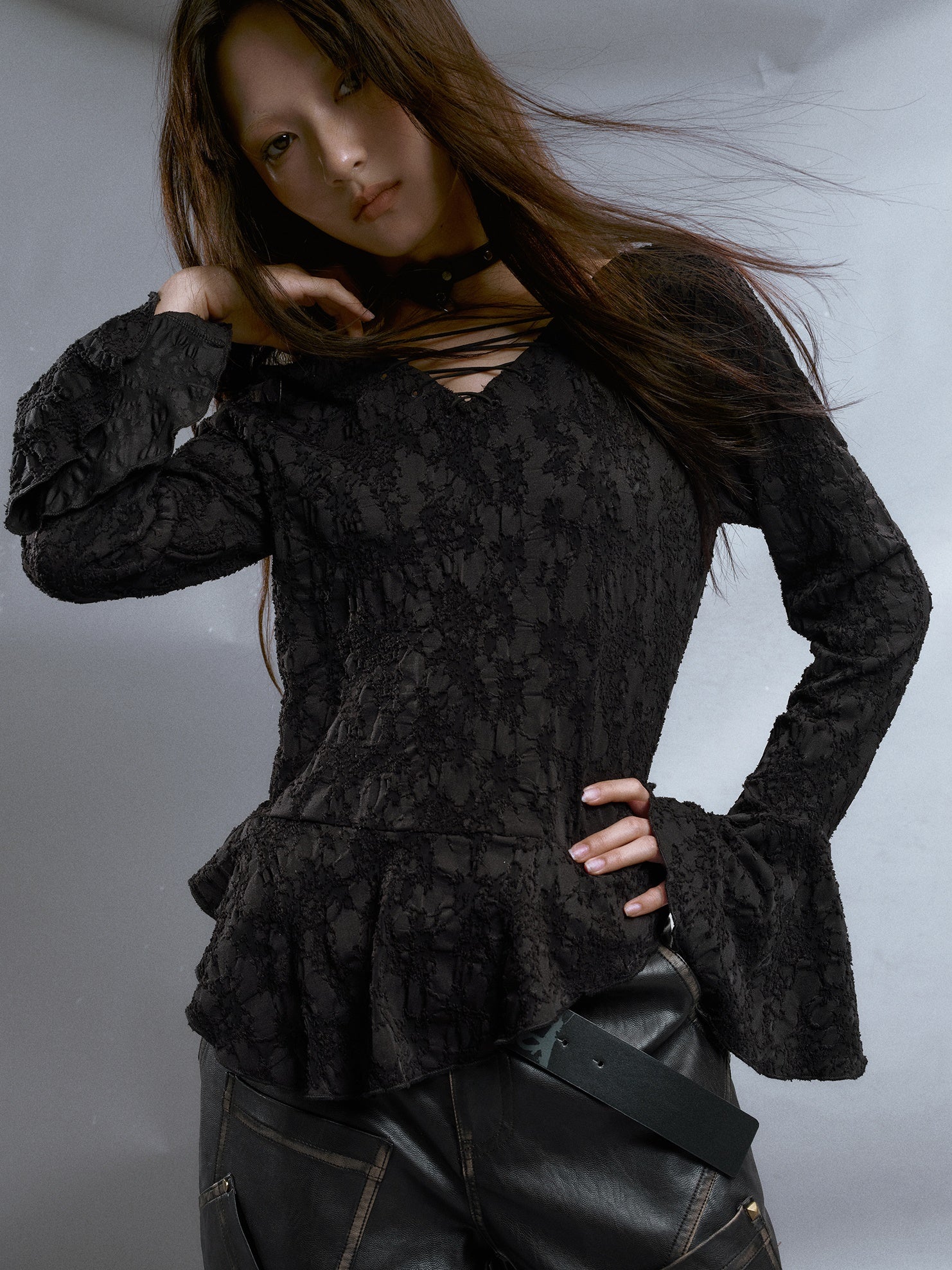 V-Neck Strap Design Peplum Cutsew
