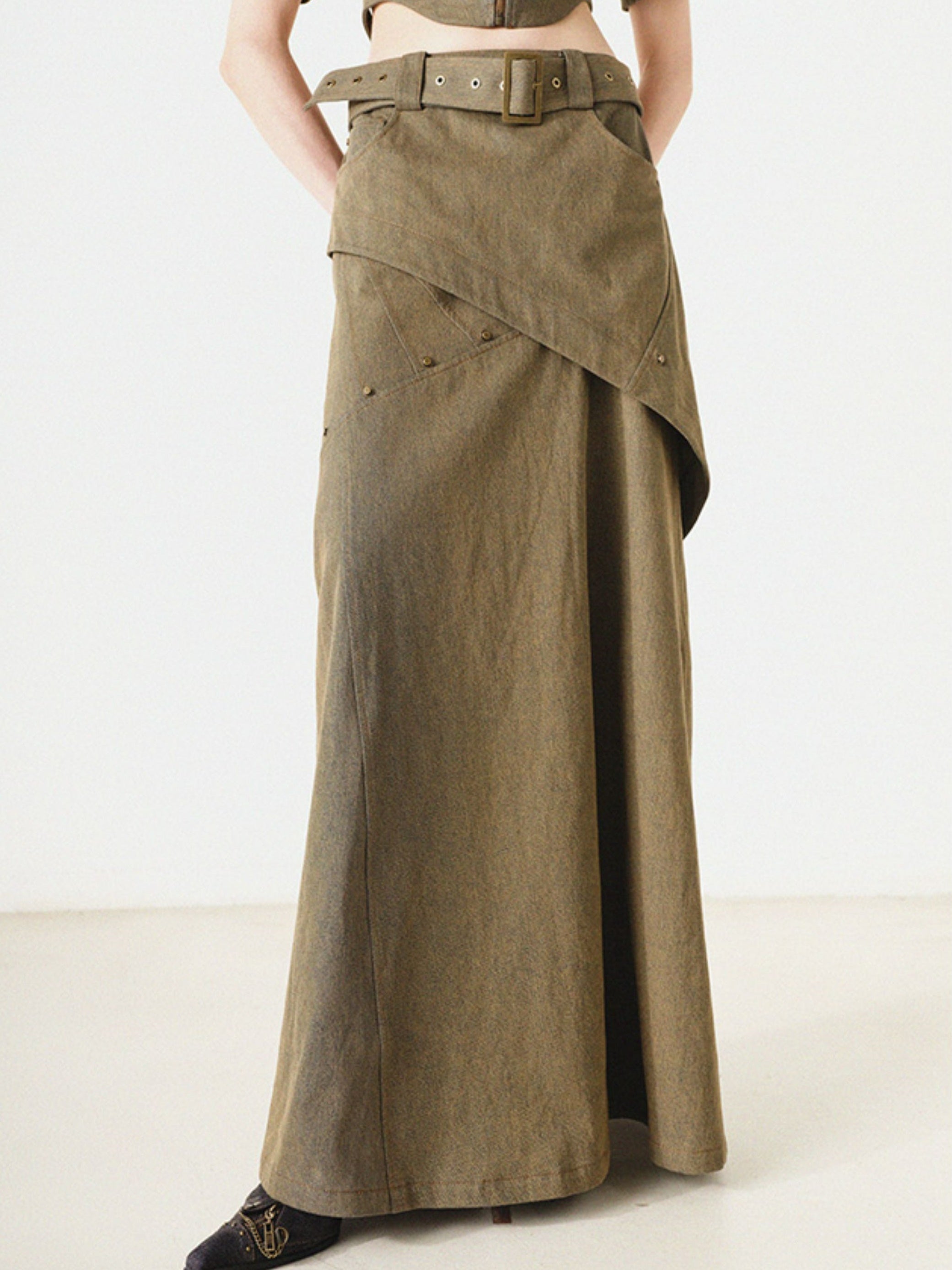 Denim-Off-Shoulder-Top & Long-Rock mit Gürtel