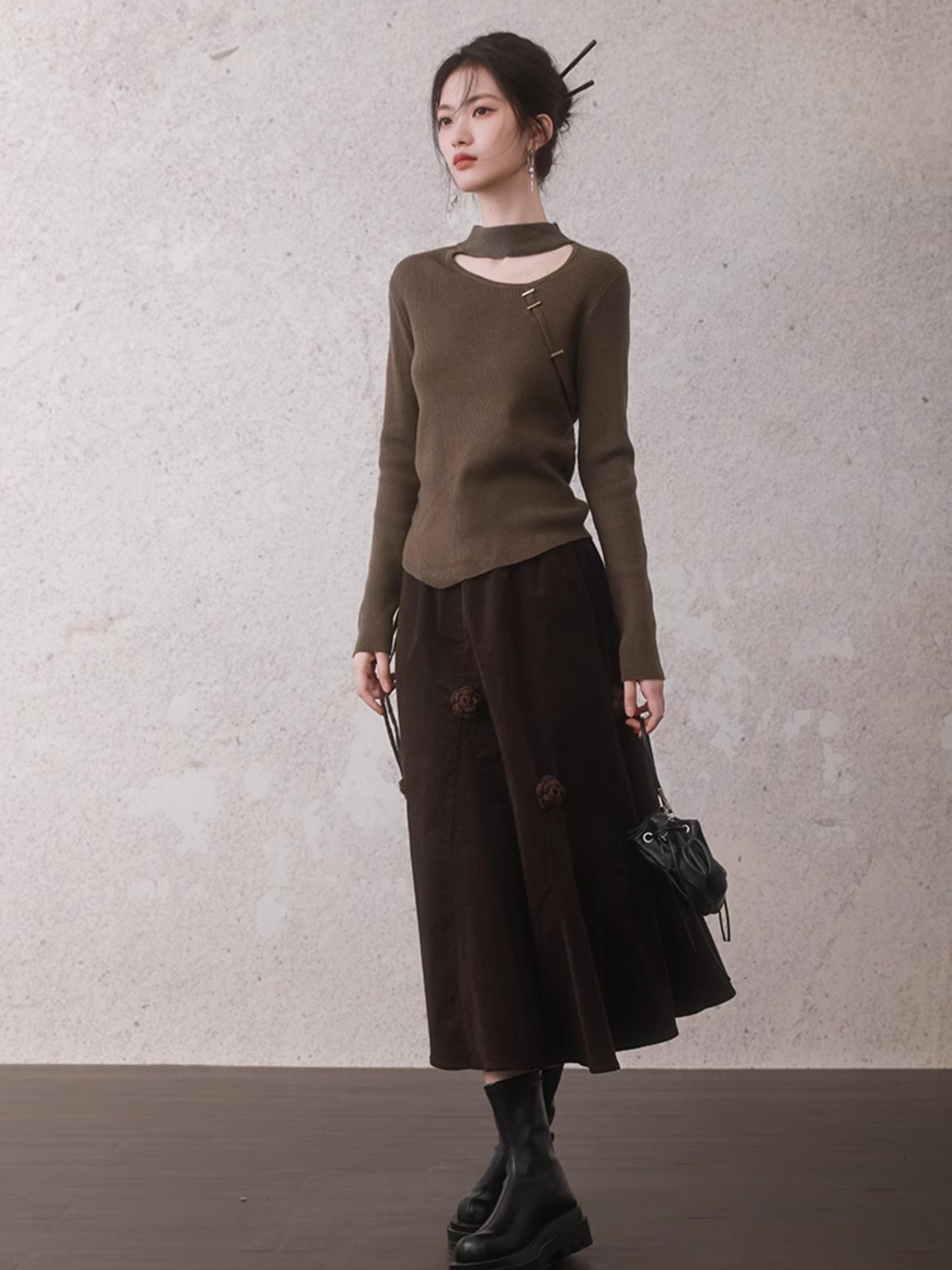 Neuer chinesischer Styledrawstring -Ausschnittpullover