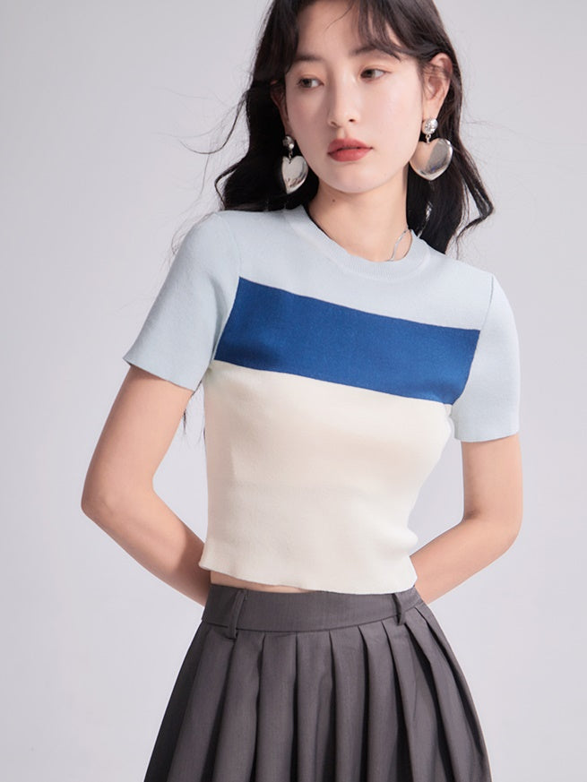 Contrast Border Short-sleeved Knitted Top