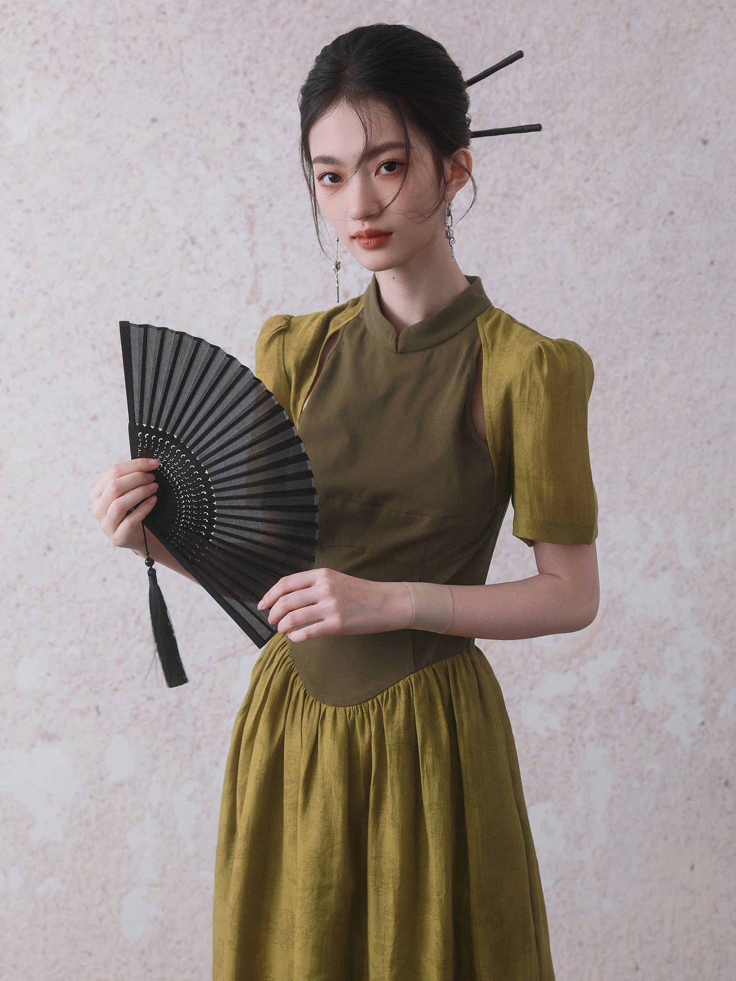 Stitching Stand Collar Improved Waist Short Sleeve Dress