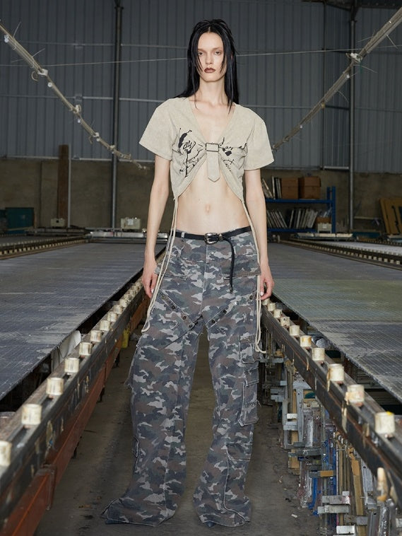 Pulling Up Belt Short Sleeve T-Shirt