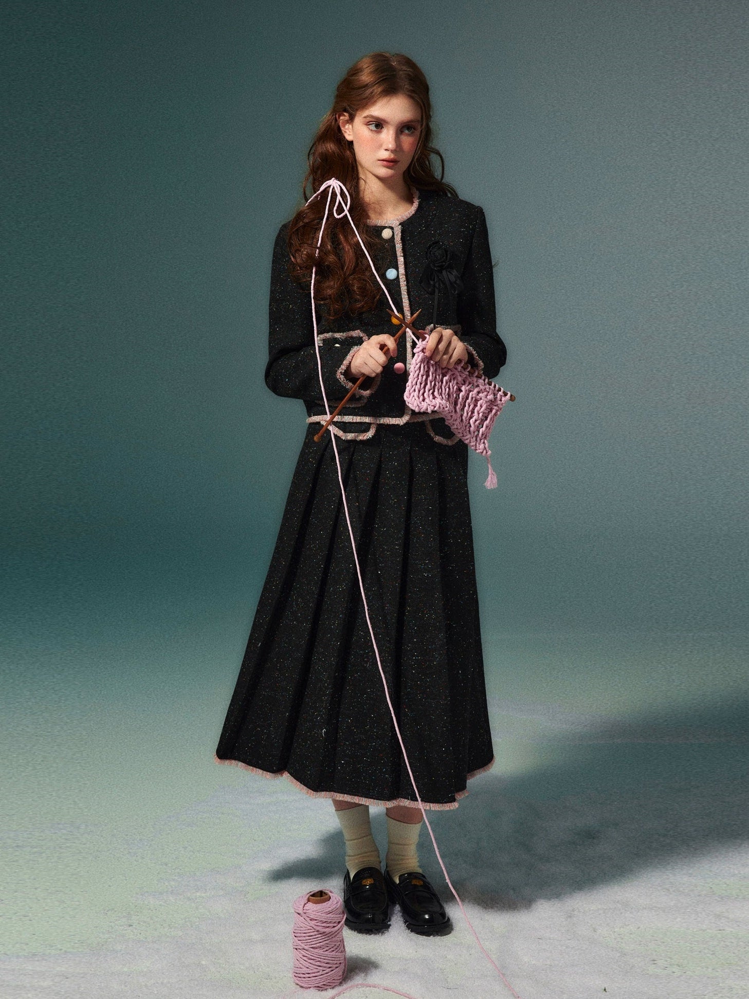 Colorful Dot No Collar Jacket & Pleated Skirt