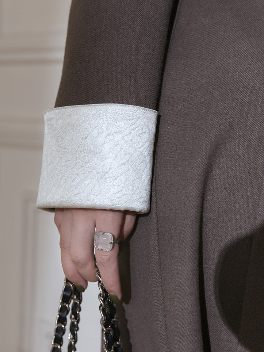 Satinstich Short Jacket & Long Faltenrock-Setup