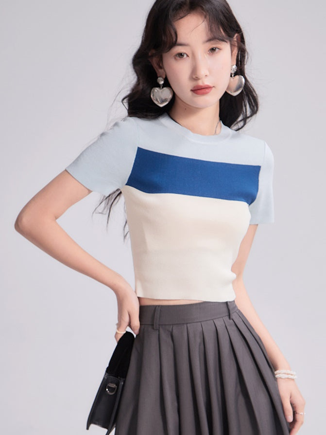 Contrast Border Short-sleeved Knitted Top