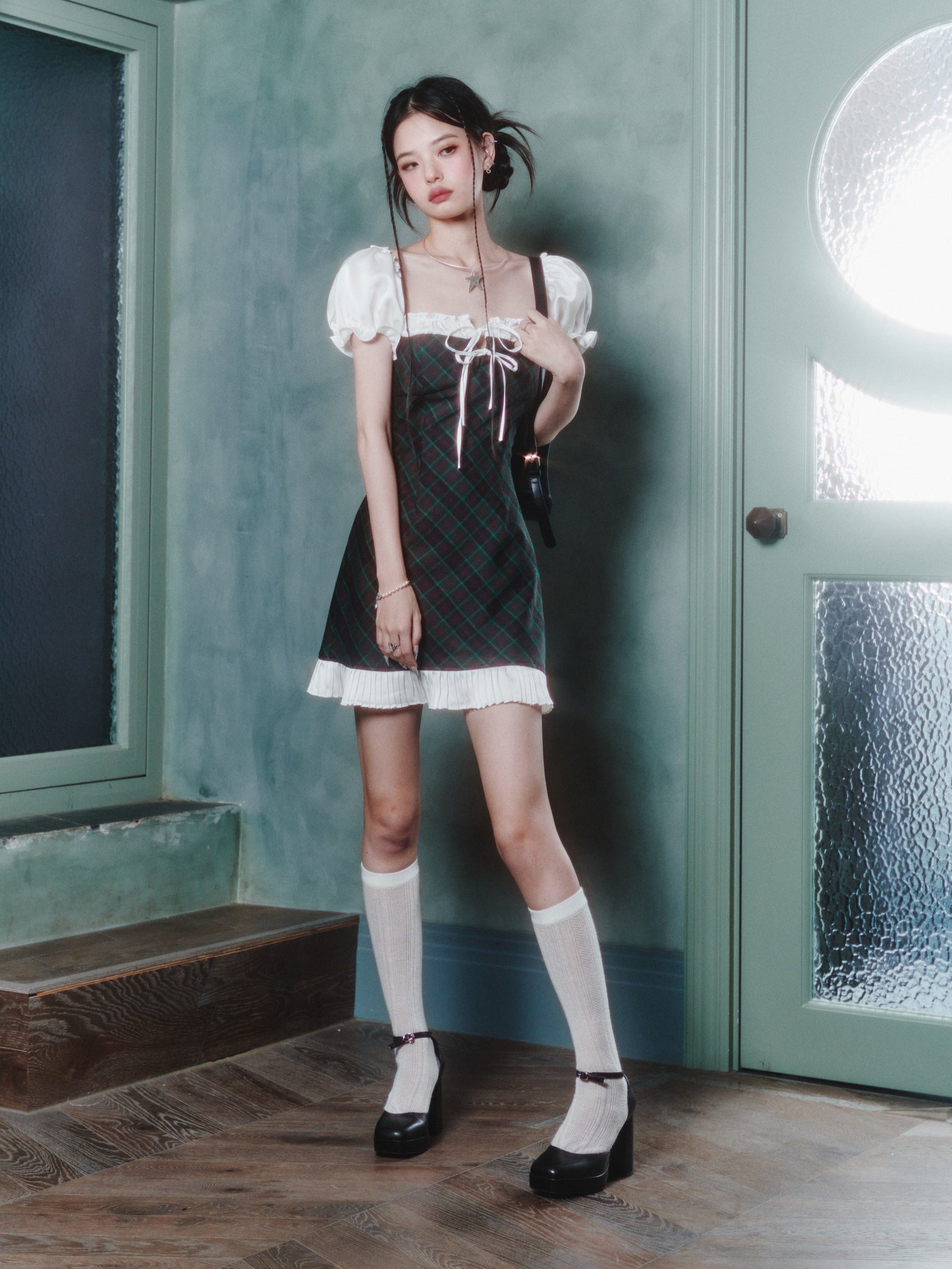 레이스 업 bownot 격자 무늬 사각형 목 드레스