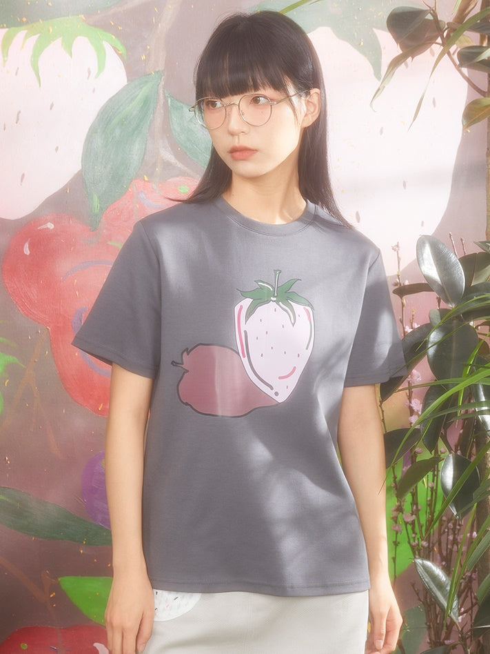 Strawberry Print Loose Round Neck T-shirt