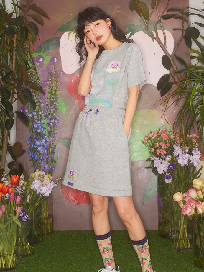 Retro Cherry Embroidery Gradient Loose T-shirt & Skirt