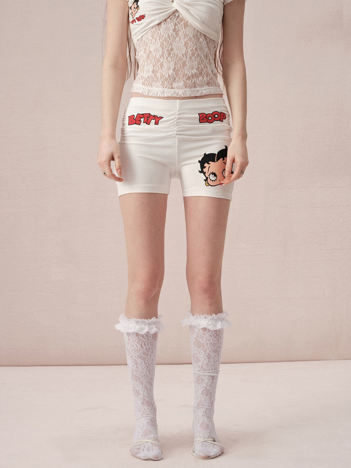 Lace Fake Two-piece Short-sleeved Top & Short Spats