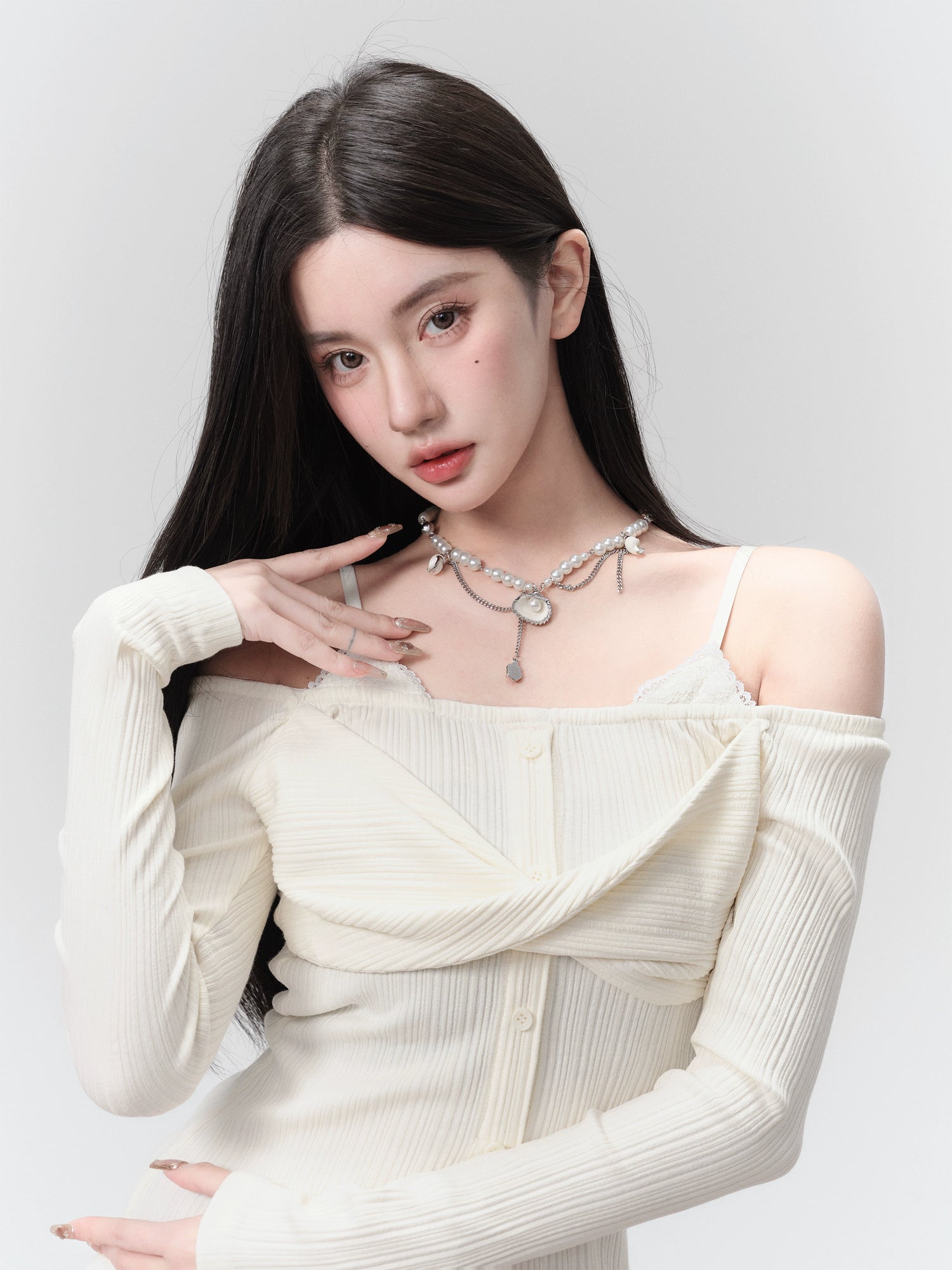 Fake Two-piece Knotted One-shoulder Top