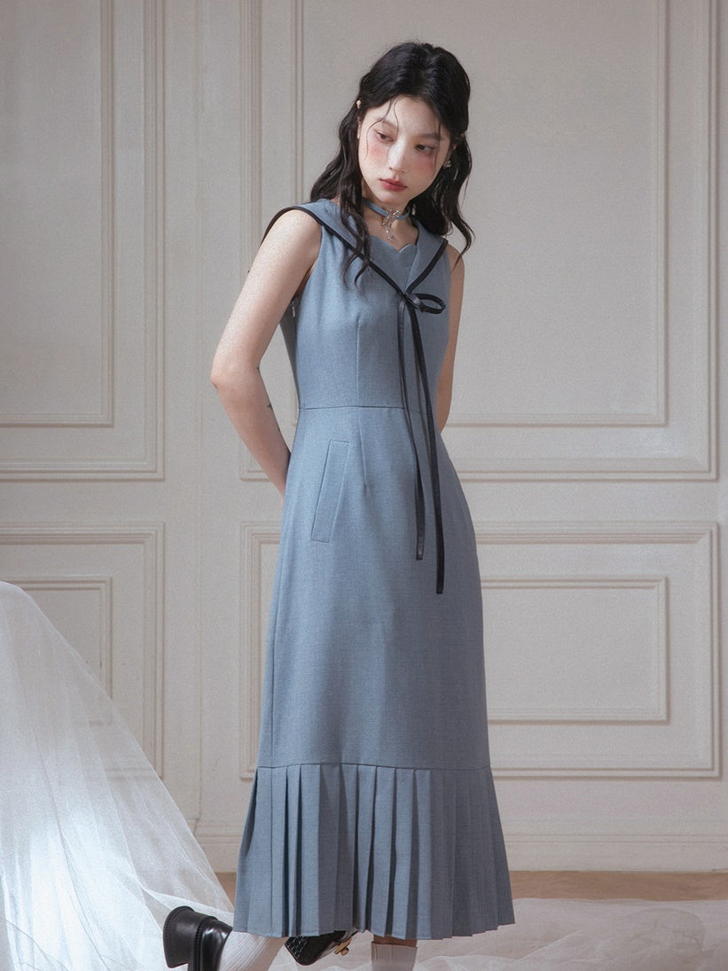Navy Collar Sleeveless Pleated Hem Dress