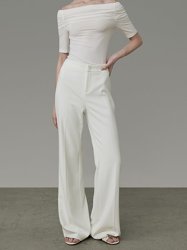 Hohe Taillen mit breitem Bein gerader Hosen