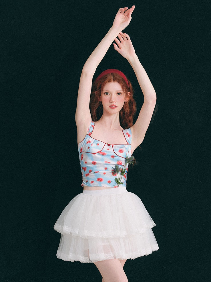 Sky Rosie peinte Camisole & Drape Ruffle Jupe