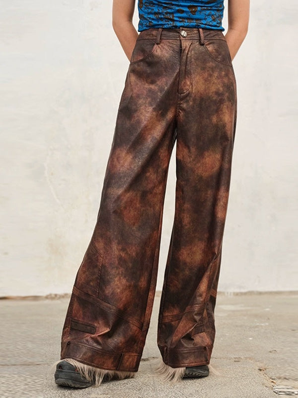 Pelz umgedreht verschmierte Lederhosen