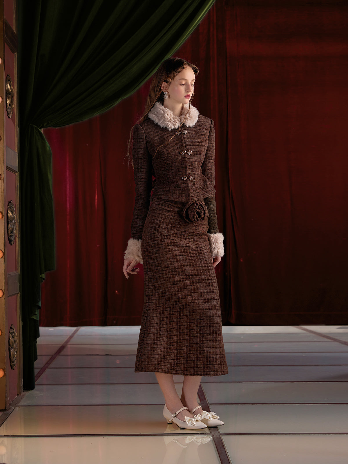 Tweed Style Fur Collar Jacket & Mermaid Skirt