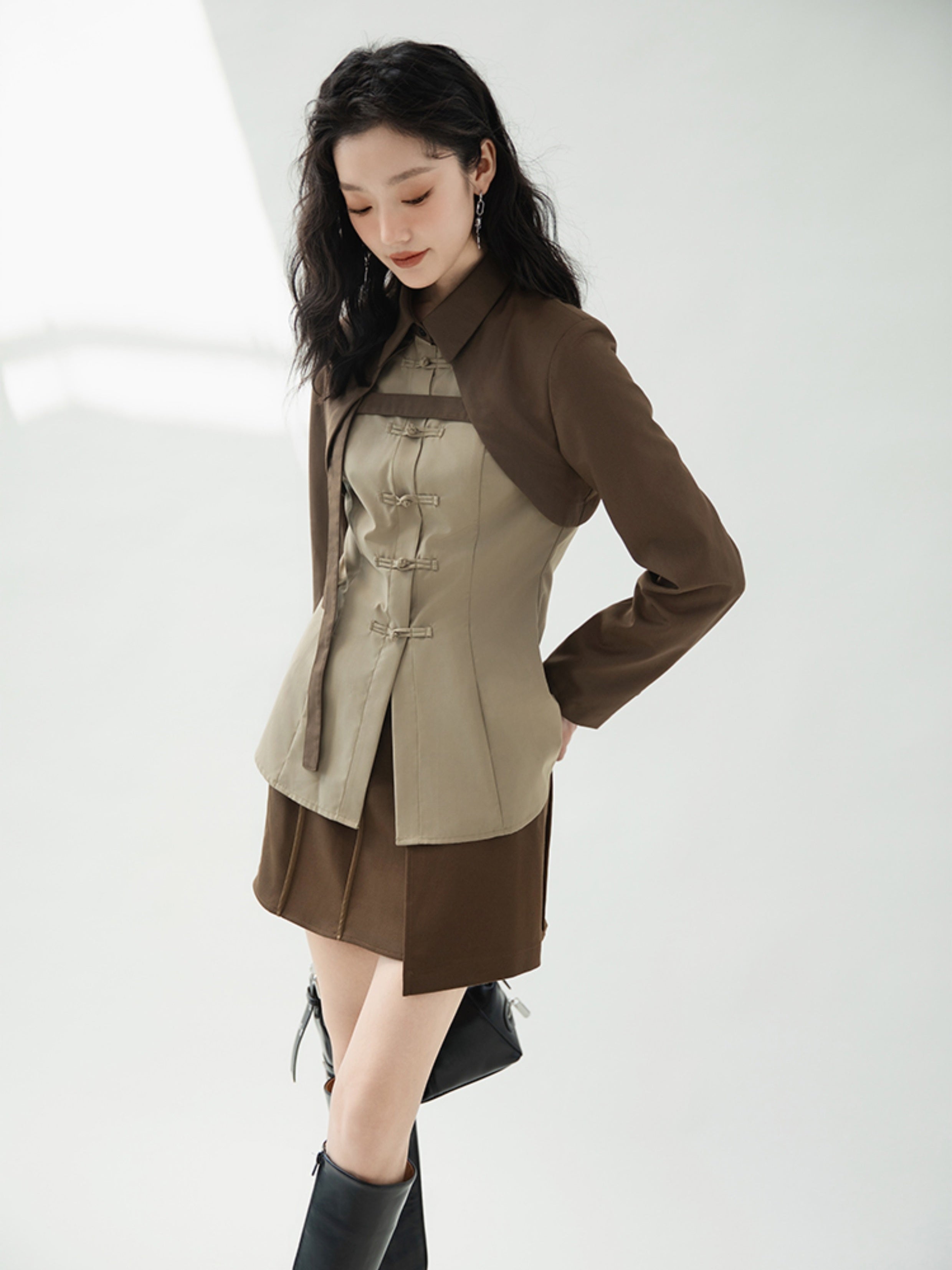 중국 버클 콘트라스트 컬러 페이크 2피스 셔츠