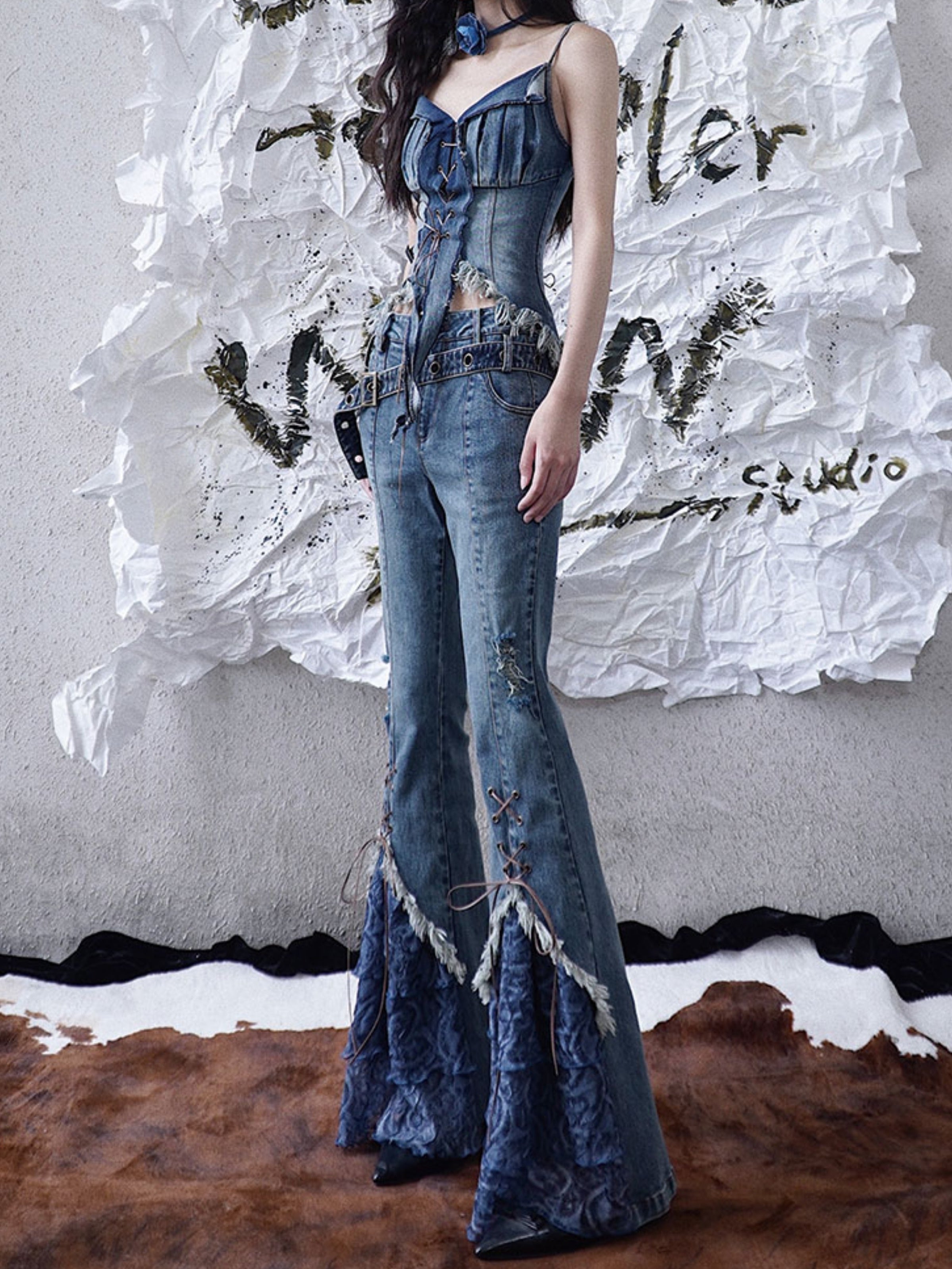 스 플라이 싱 레이스 업 플레어 청바지