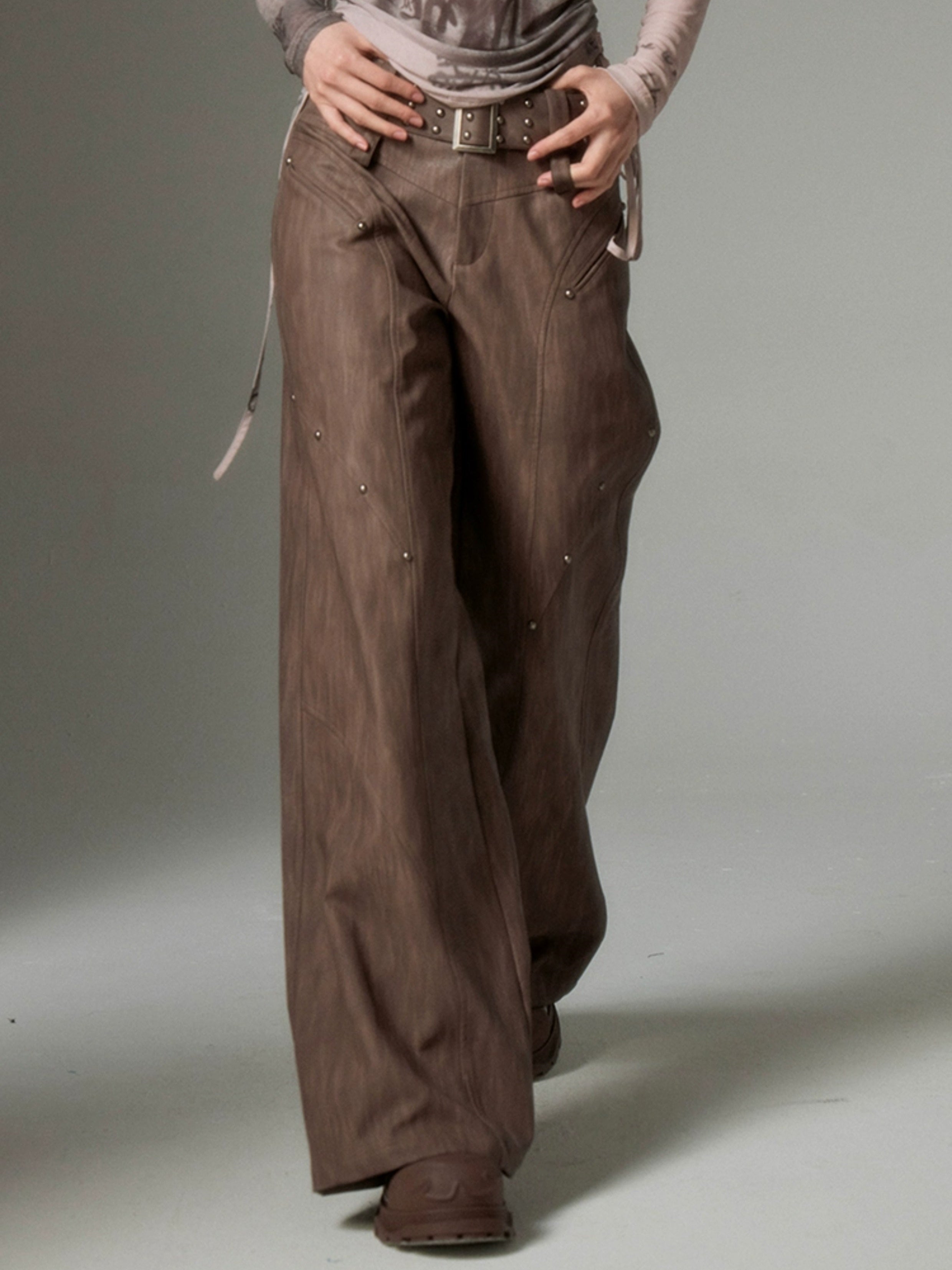 Weitbeinnieten Lederhosen
