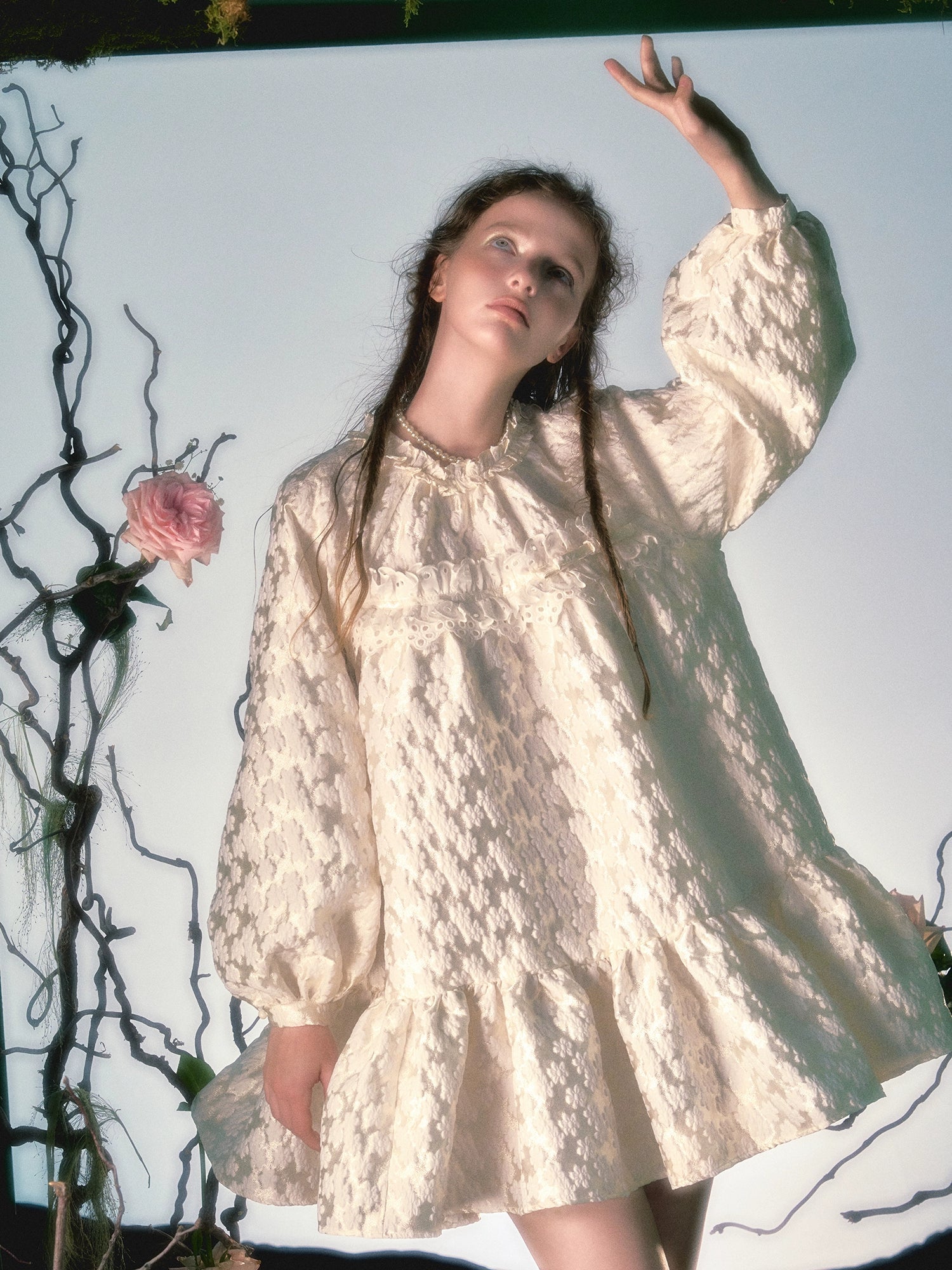 플라워 레이스 장식 활로 드레스